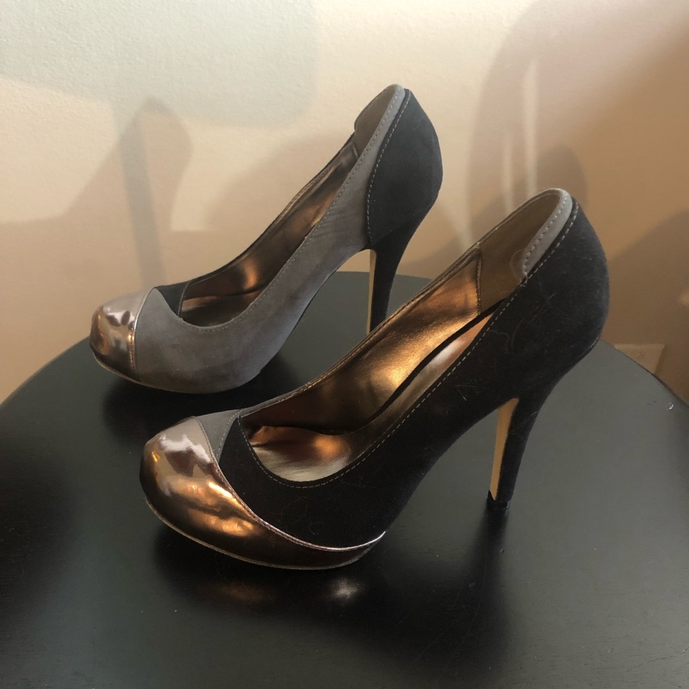 MADDEN GIRL •6 1/2• Black Gray Metallic Heels NEW!